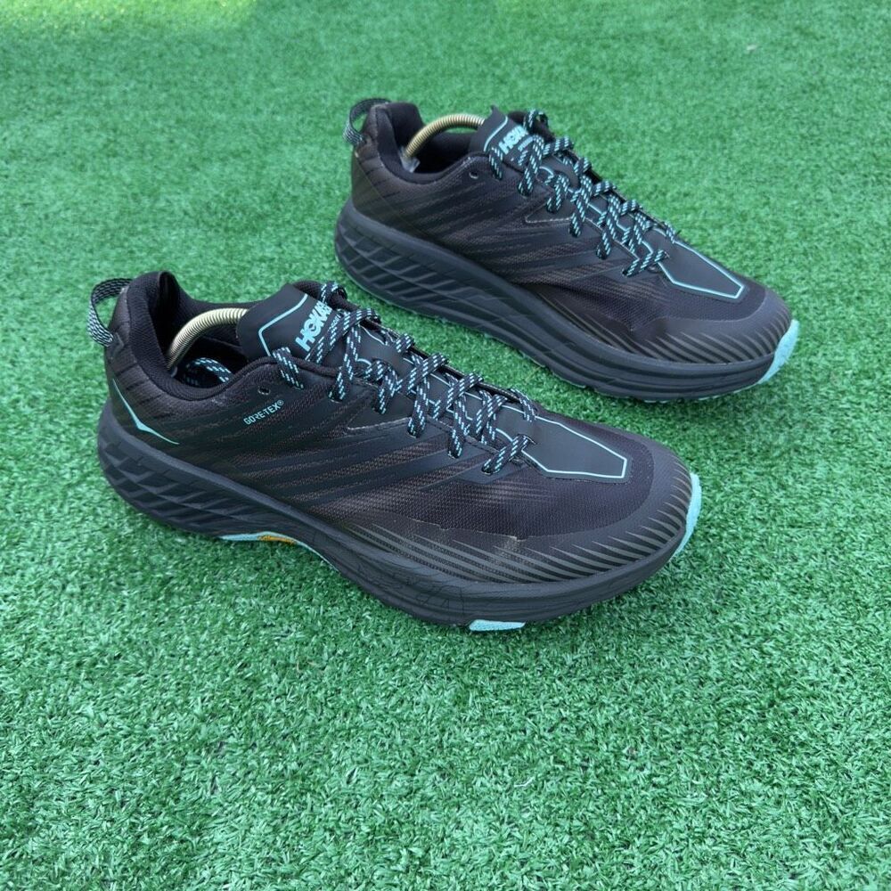 HOKA ONE ONE SPEEDGOAT 4 GTX - Women’s Trainer Shoes - SIZE 10.5